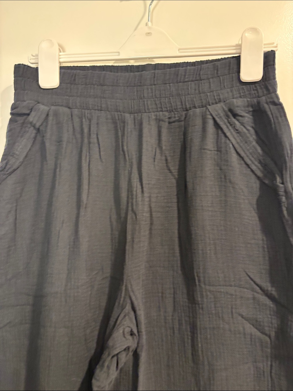 Zenana Women’s Gauze Wide Leg Pants with Raw Hem Large - Picture 2 of 8